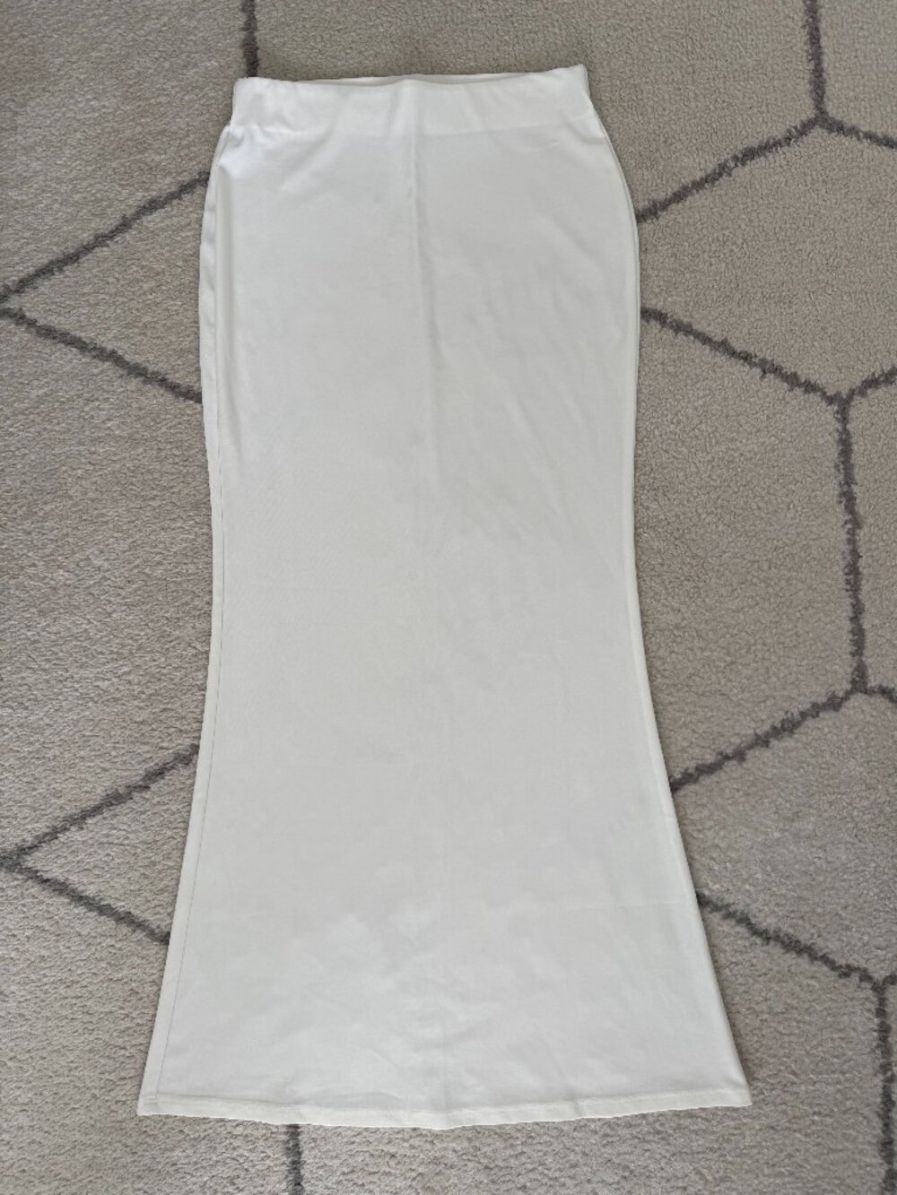 Babaton Pull-On Maxi Skirt White